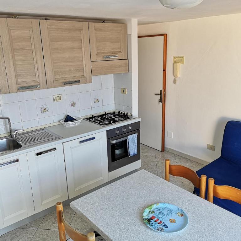 Turistcasa - Il Corridoio 34 - Appartamento con Vista Mare - 4