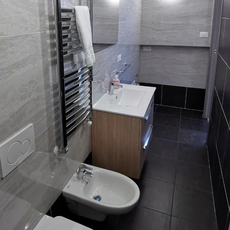 Casa Belfiore Vicenza Medici 23 - Camera Doppia con Letti Singoli con Bagno Privato - 15