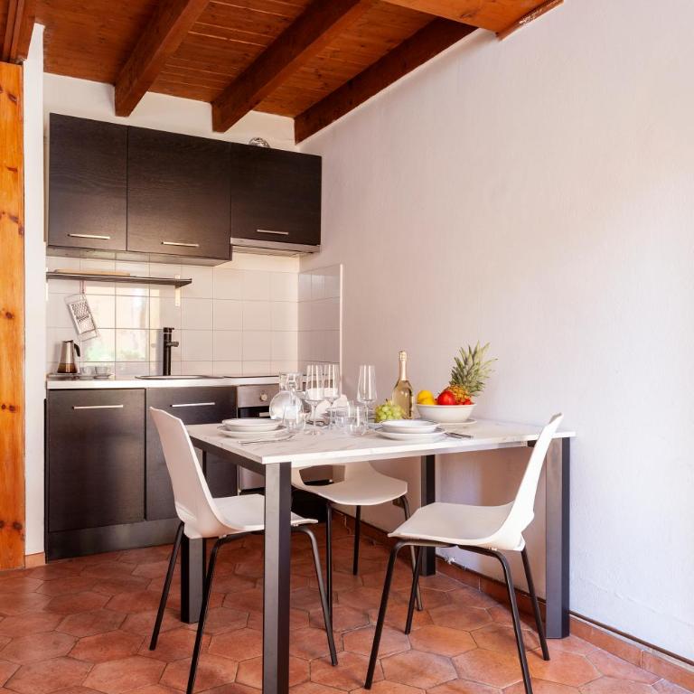 Suite Via Torino - Appartamento con 1 Camera da Letto - 39