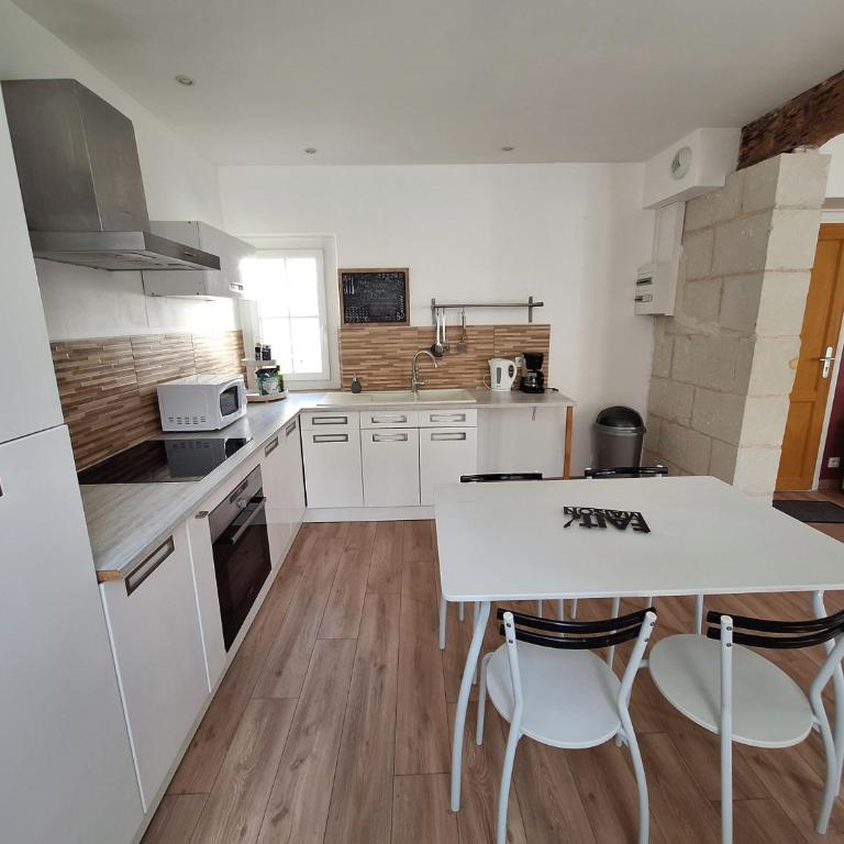 Bel appartement 50m2 en plein centre de Saumur - Appartement 1 Chambre - 24