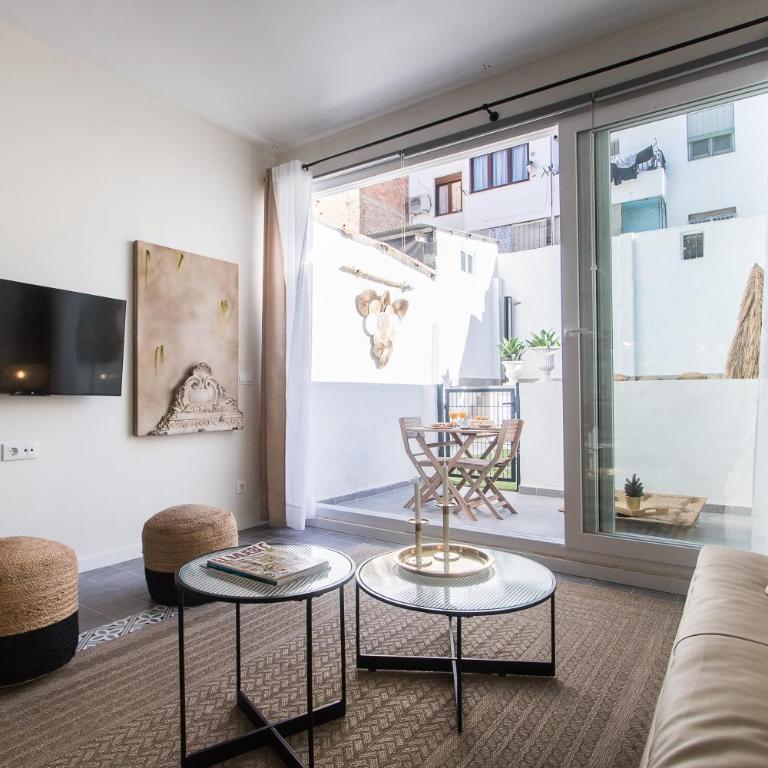 MD Jorda Roig Arena - Two-Bedroom Apartment with Pool View - 16