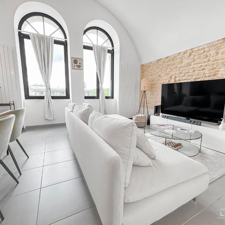 Loft Lumineux Proche de la Cathédrale - One-Bedroom Apartment - 4