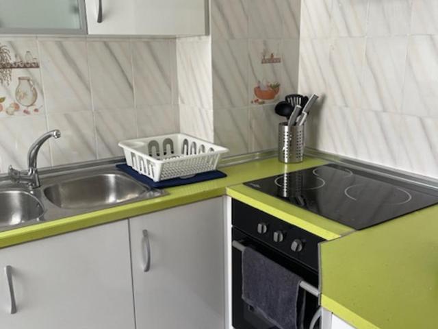 Tranquila y Céntrica Habitación Matrimonio en Vivienda Compartida - Budget Double Room - 12