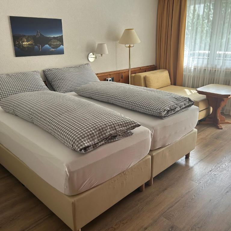 Hotel Adonis - Standard Zweibettzimmer - 2