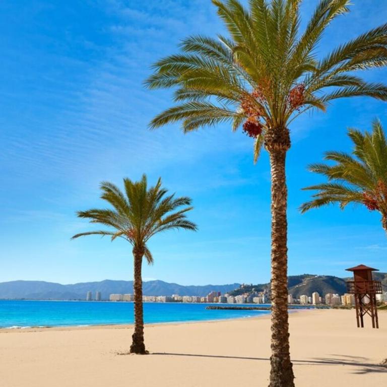 NUEVO, a 50 metros de la playa y con vistas al mar - Two-Bedroom Apartment - 34