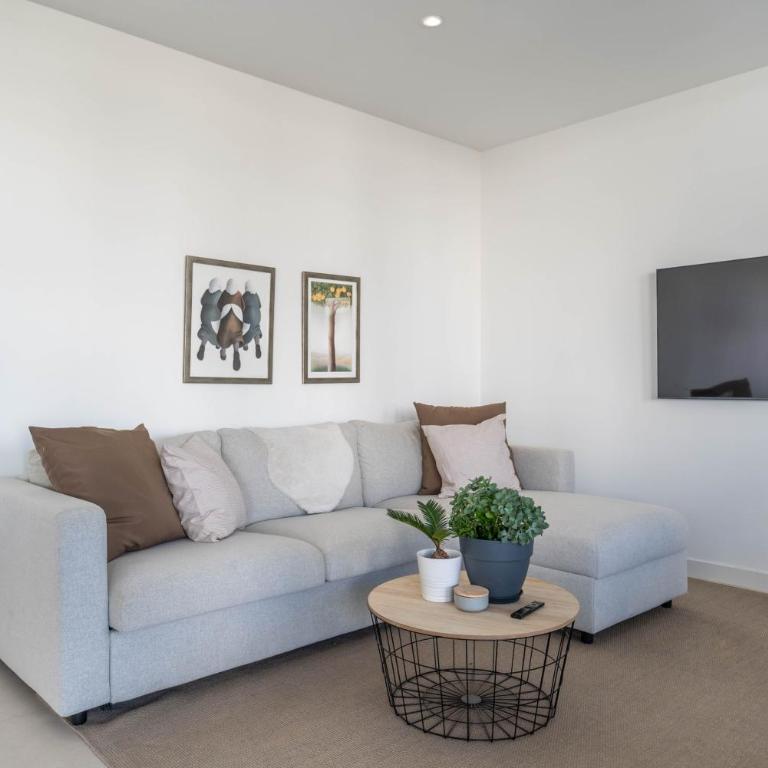 Higueron West by gms apartaments - Two-Bedroom Apartment - 17