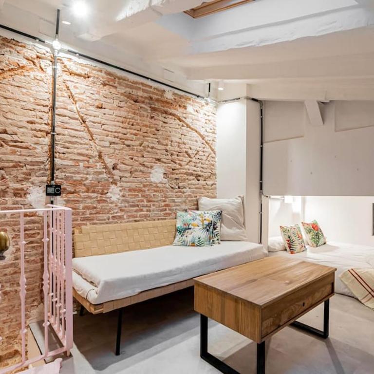 Picturesque corner in Madrid - Guzman - One-Bedroom Apartment - 13