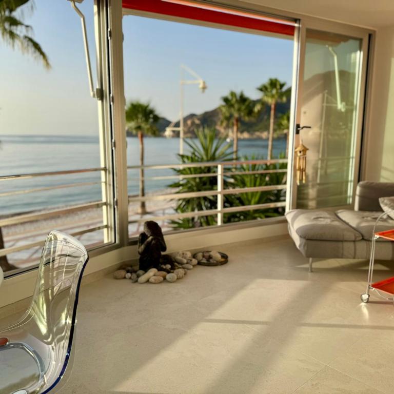 Beachfront, First line, 2-Bdr,2-Bath, Swiming Pool - Apartamento de 2 dormitorios con balcón y vistas al mar - 3