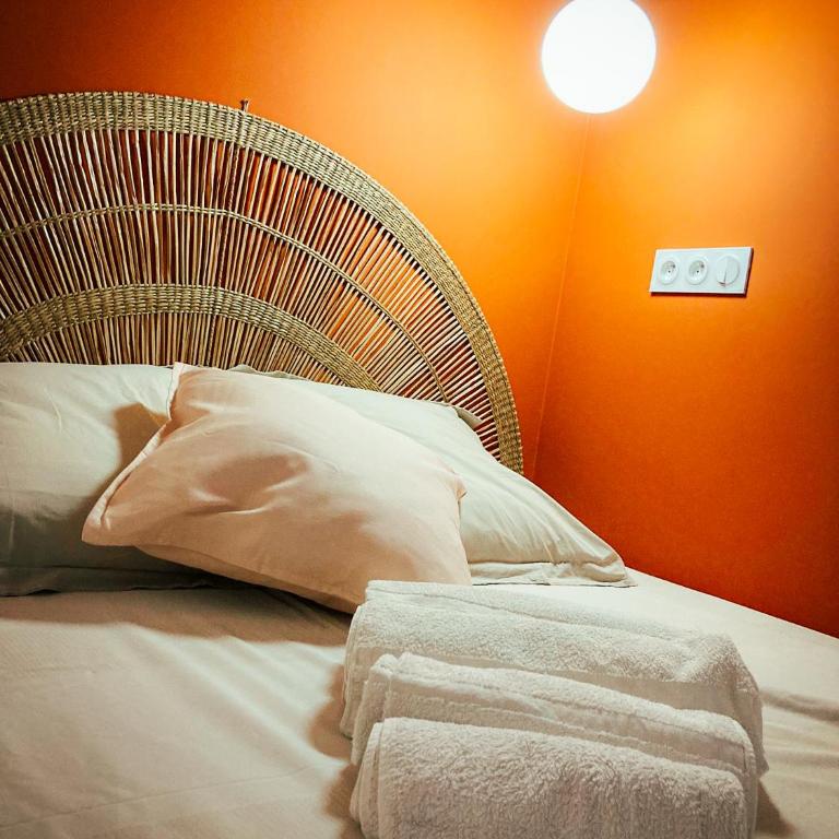 Magnifique T2 proche mer et ville refait à neuf avec terrasse - Appartamento con 1 Camera da Letto - 2