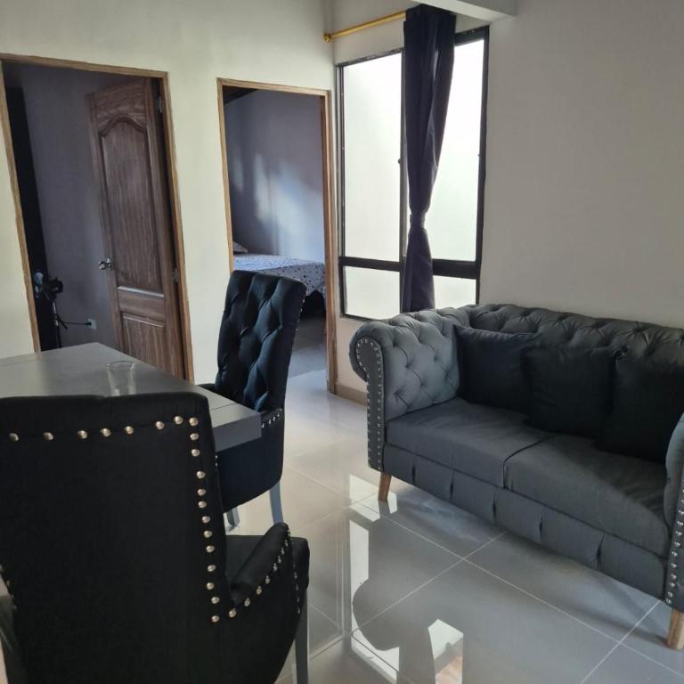 GIGANTE y ELEGANTE APARTAMENTO UNIFAMILIAR - Dúplex - 37