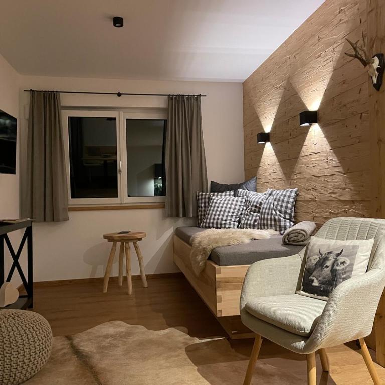 Stadl Lodge Hinterstein - Skipass im Winter und Bergbahnen im Sommer inklusive - Apartment mit 2 Schlafzimmern und Bergblick - 4
