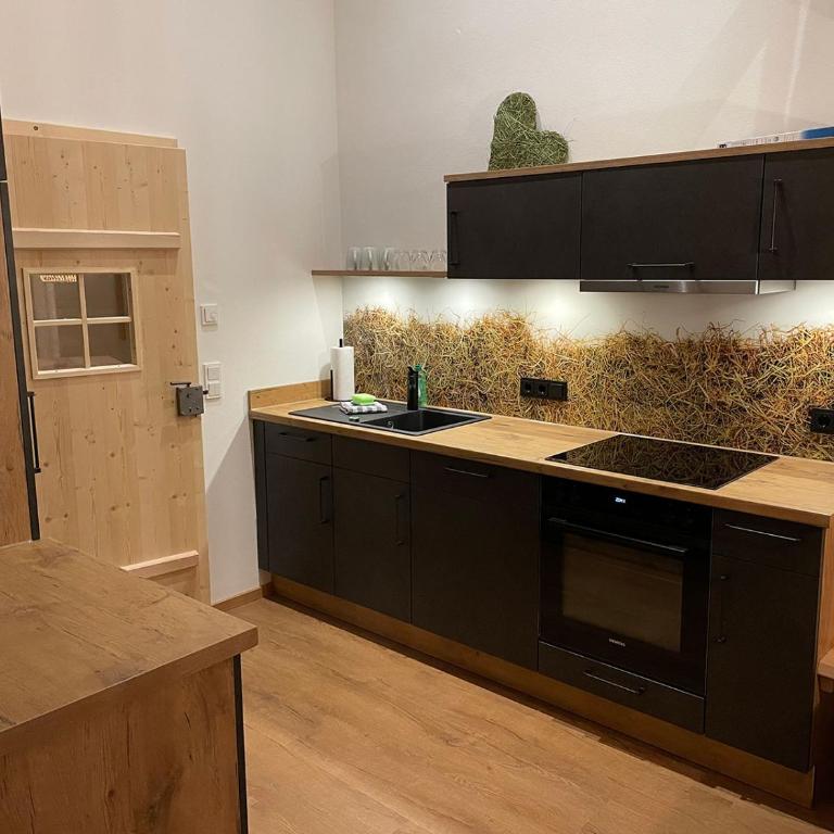 Stadl Lodge Hinterstein - Skipass im Winter und Bergbahnen im Sommer inklusive - Apartment mit 2 Schlafzimmern und Bergblick - 23