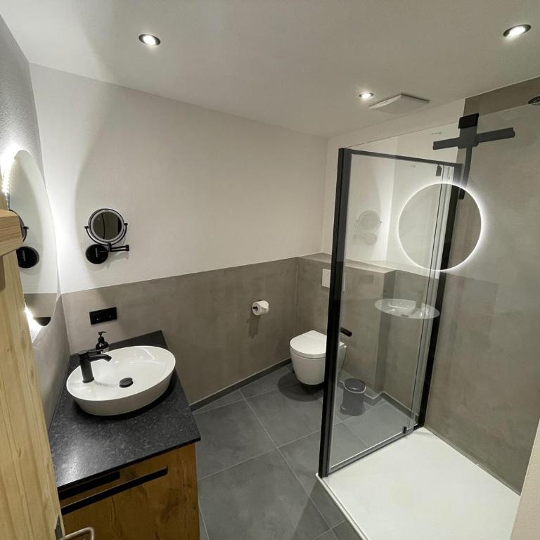 Stadl Lodge Hinterstein - Skipass im Winter und Bergbahnen im Sommer inklusive - Apartment mit 2 Schlafzimmern und Bergblick - 11