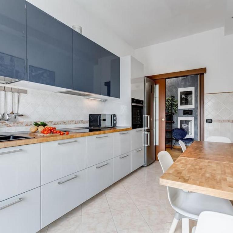 BDC - Rome, Open City! 3-BDR! - Apartment mit 2 Schlafzimmern - 62