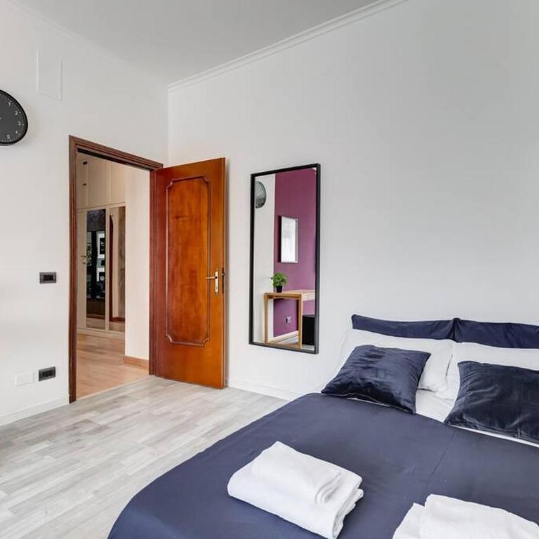 BDC - Rome, Open City! 3-BDR! - Apartment mit 2 Schlafzimmern - 82