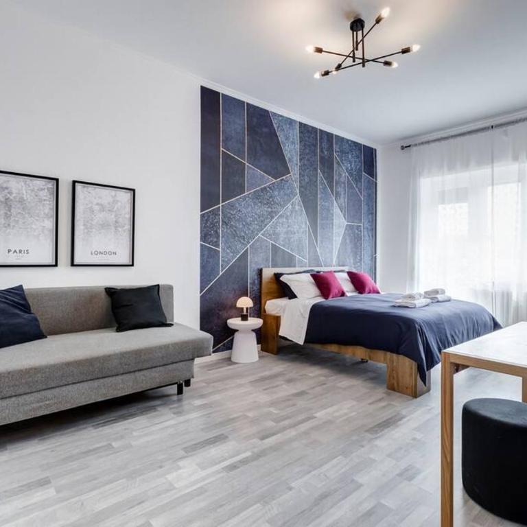 BDC - Rome, Open City! 3-BDR! - Apartment mit 2 Schlafzimmern - 84