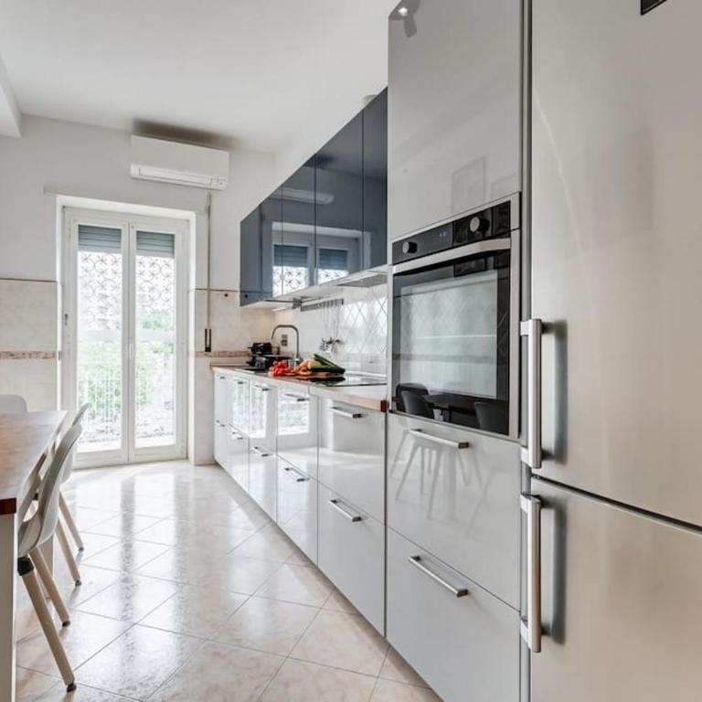 BDC - Rome, Open City! 3-BDR! - Apartment mit 2 Schlafzimmern - 99
