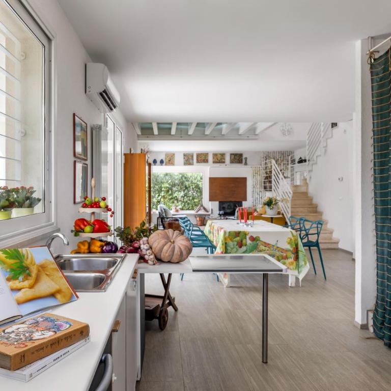 Villa Bonifato alloggo a uso turistico vista sulle campagne e sul mare siciliano - Villa - 18