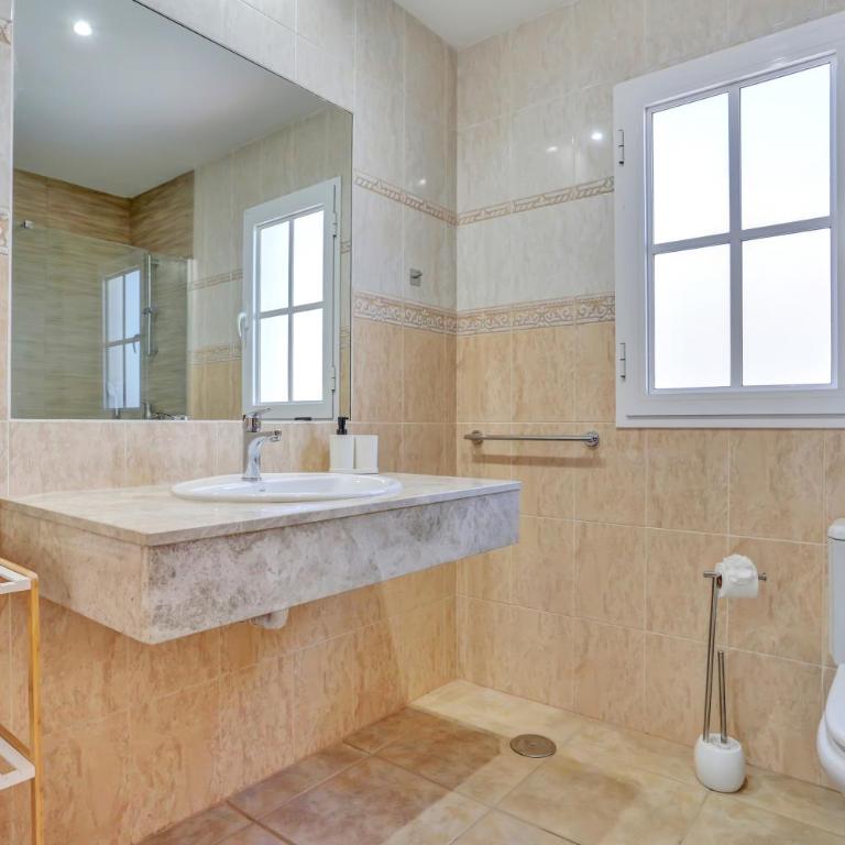 Minerva - Two-Bedroom House - 9