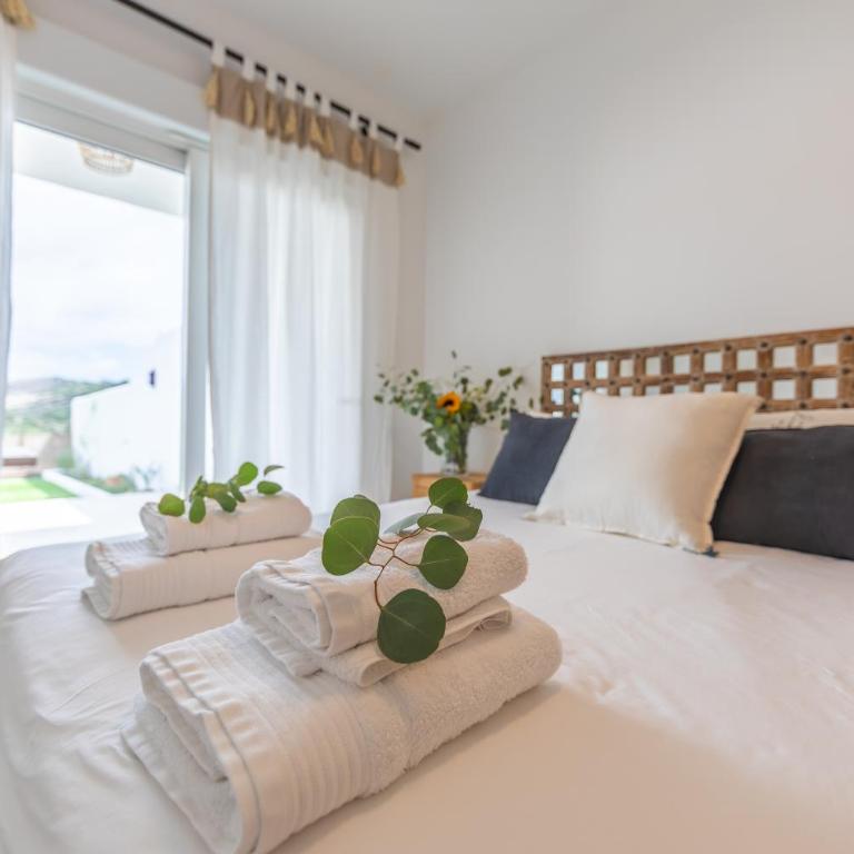 Large garden with countryside views, pool & WIFI - Apartamento de 2 dormitorios con vistas a la montaña - 8