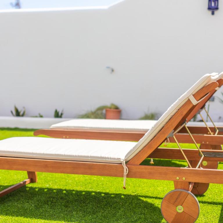 Large garden with countryside views, pool & WIFI - Apartamento de 2 dormitorios con vistas a la montaña - 31