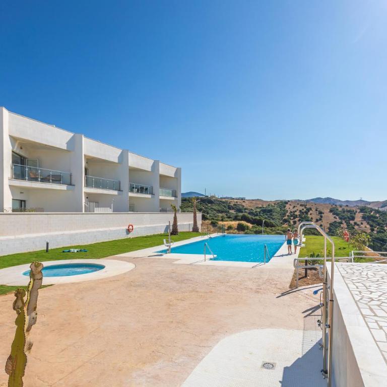 Large garden with countryside views, pool & WIFI - Apartamento de 2 dormitorios con vistas a la montaña - 46