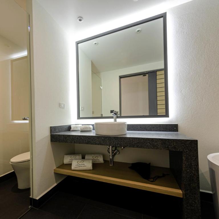 Hotel Catedral - Deluxe King Suite - 6