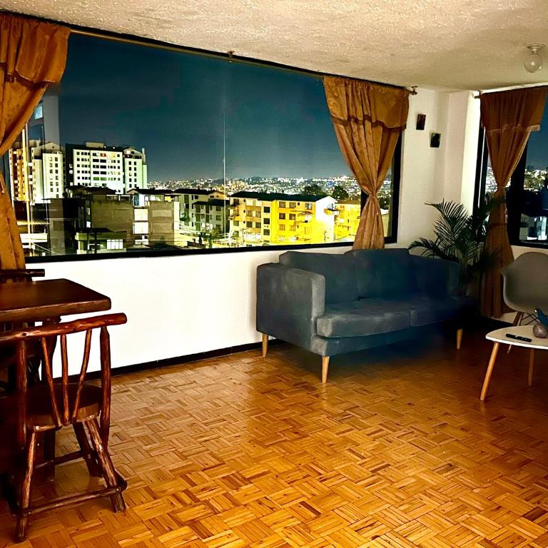 Departamento vista espectacular Norte-centro Quito - Apartamento de 1 dormitorio - 2