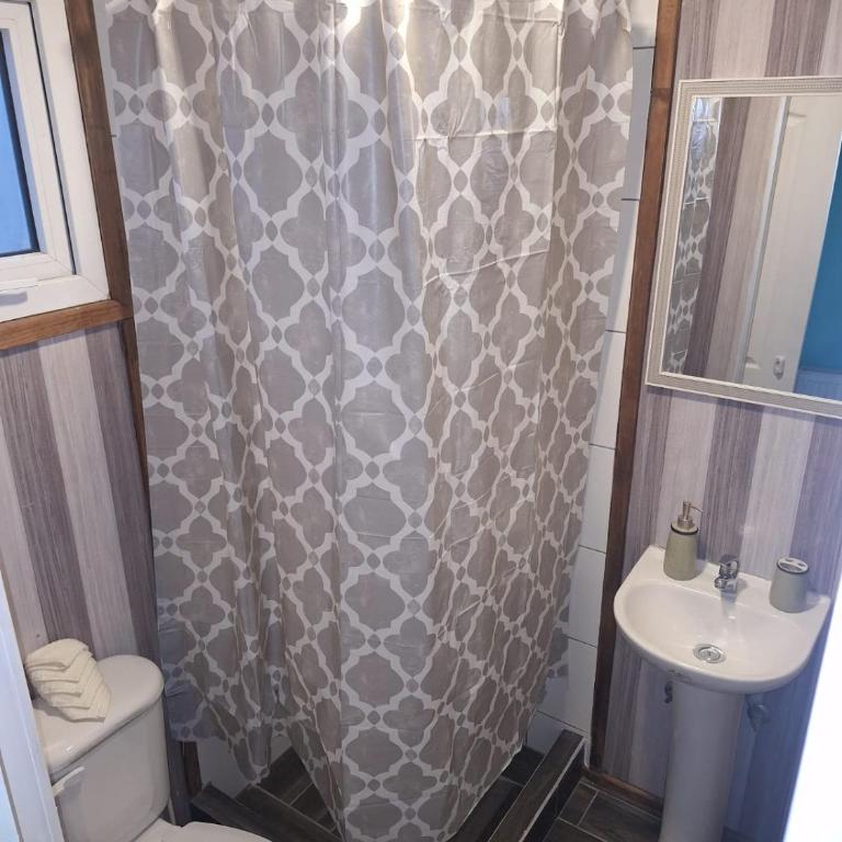 Hostel Kuntur - Habitación Doble con baño privado - 2 camas - 7