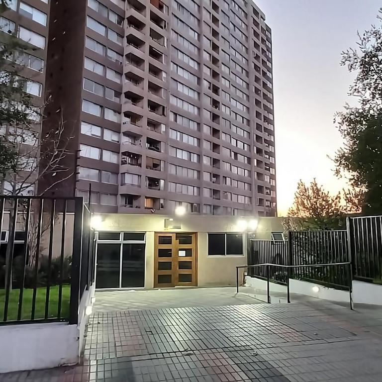 Frente al metro - Funcional y con wifi - La Pinta - One-Bedroom Apartment - 32