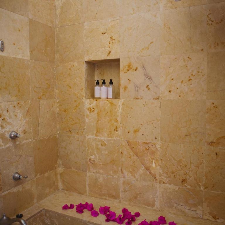 Hotel Casa De Quino - Double Room with Two Double Beds - 3