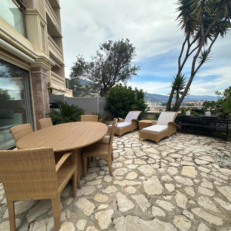 Appartement 3 chambres 130 m2 vue mer avec piscine Cap d'Ail Monaco - Appartement 3 Chambres - 36