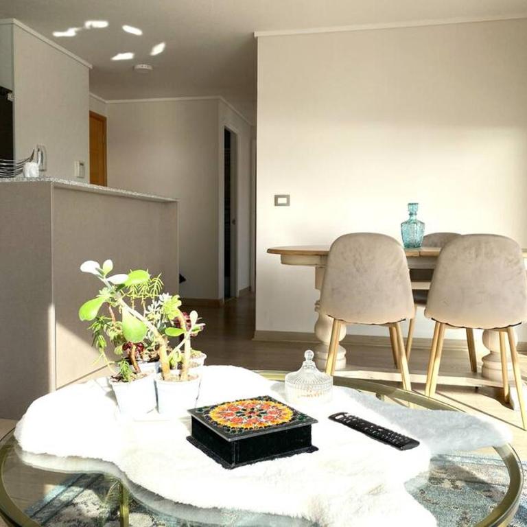 Departamento 3D y 2B cómodo luminoso y completamente equipado con vista al mar - Three-Bedroom Apartment - 15