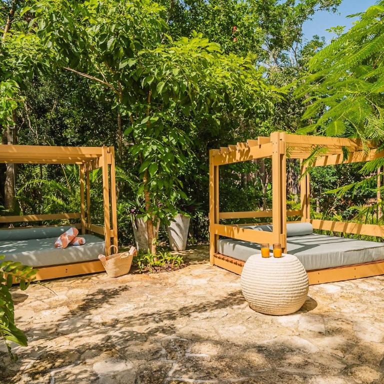 Divine 2BR w Pool Gym Yoga Classes Restaurant - One-Bedroom Apartment - 8