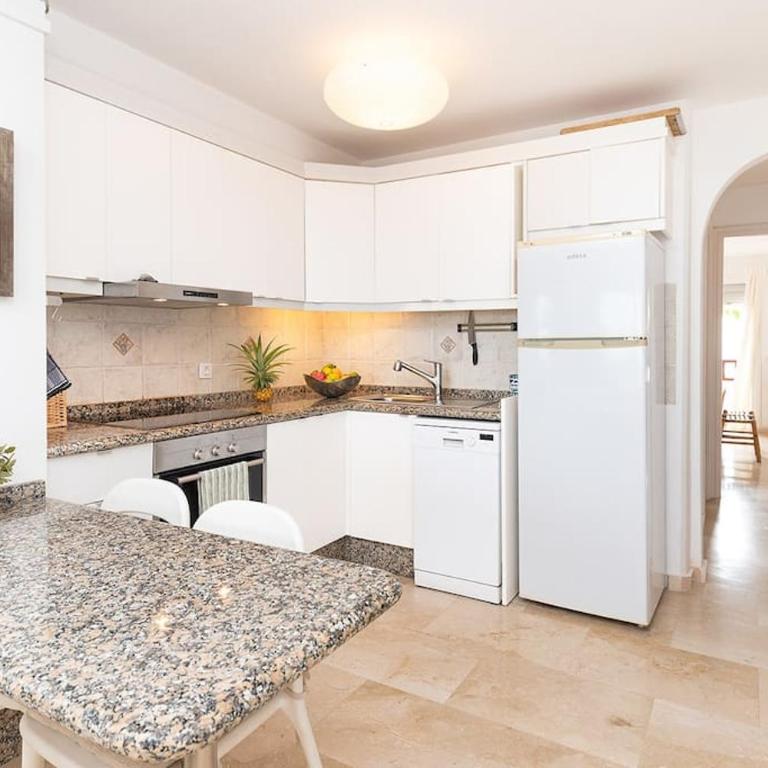 Seaview Luxury Relax, Private terrace, La Caleta - One-Bedroom Apartment - 15