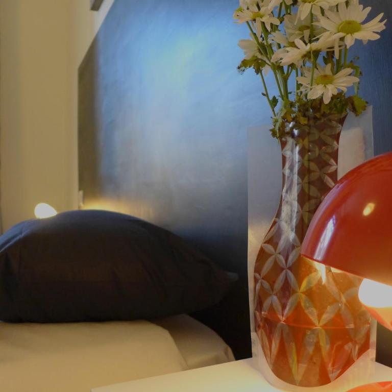 Guest House Interno4 - Camera Matrimoniale Deluxe con Doccia - 4