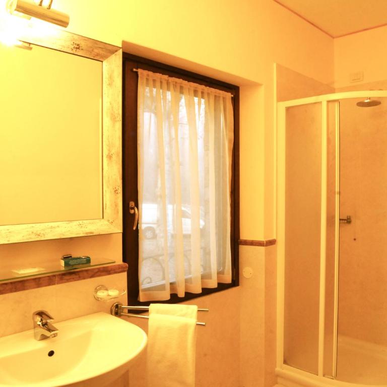 La Griglia Hotel - Camera Deluxe - 5