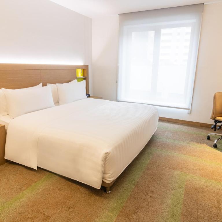 Biohotel Organic Suites - Habitación Deluxe con cama extragrande - 2