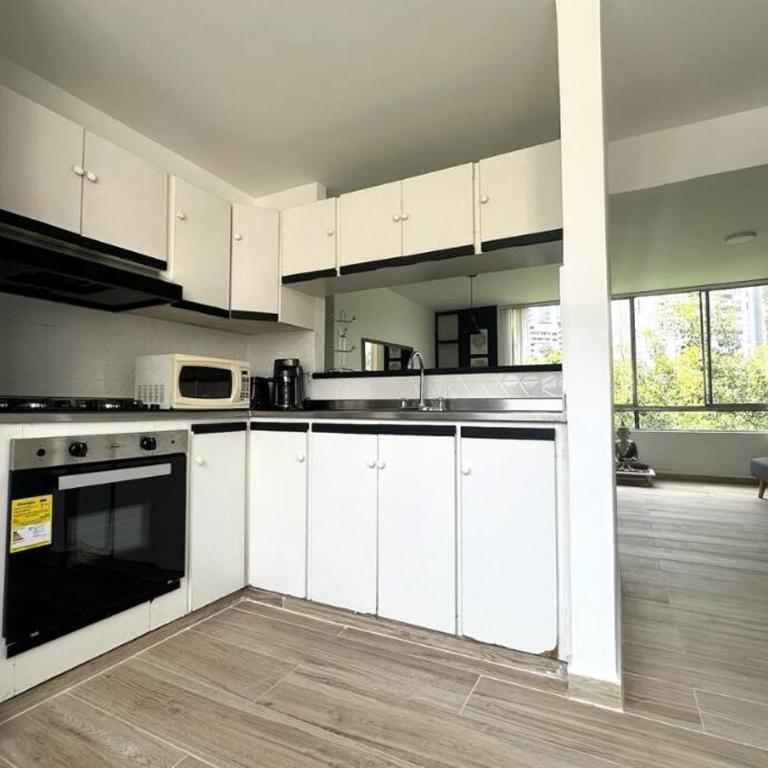 Charm of Las Palmas - Two-Bedroom Apartment - 13