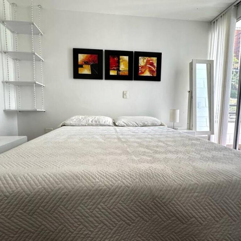 Charm of Las Palmas - Two-Bedroom Apartment - 17