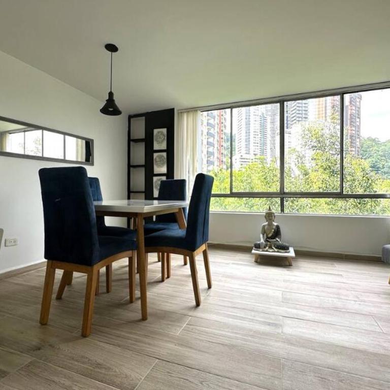 Charm of Las Palmas - Two-Bedroom Apartment - 19