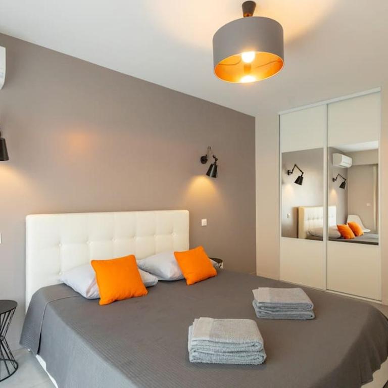 Superbe 2 pièces 56m2 rénové centre ville Negresco - Appartement 1 Chambre - 5