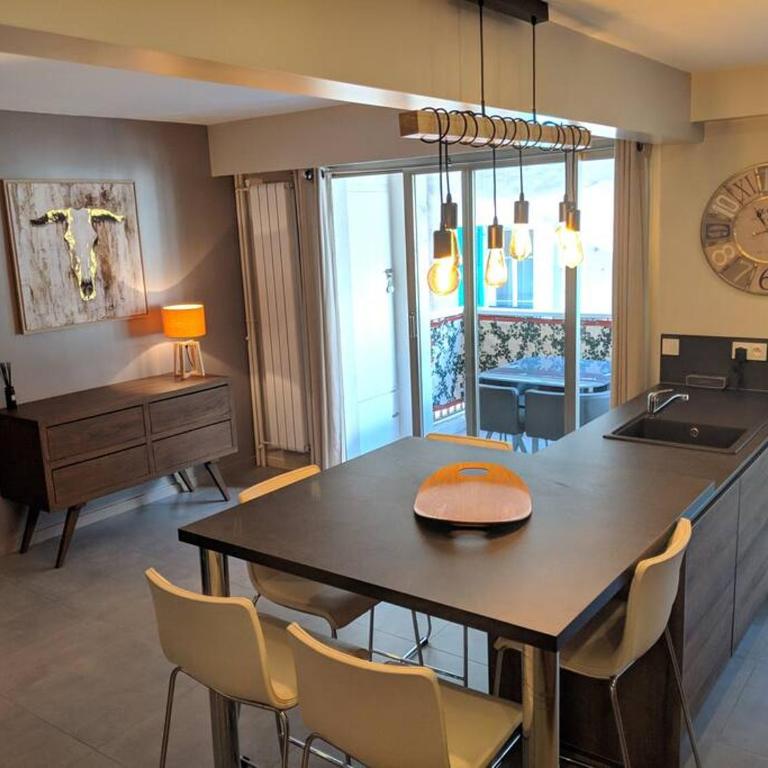 Superbe 2 pièces 56m2 rénové centre ville Negresco - Appartement 1 Chambre - 6