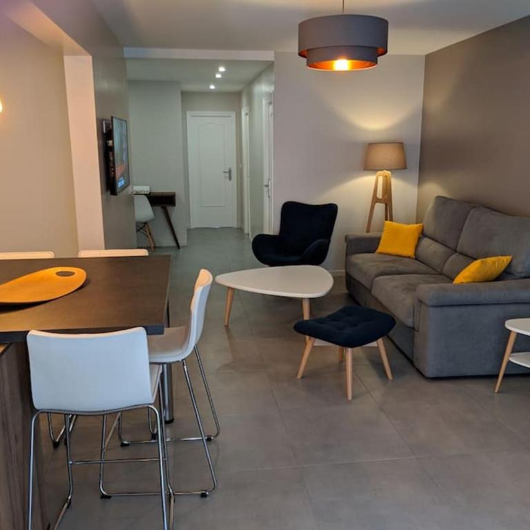 Superbe 2 pièces 56m2 rénové centre ville Negresco - Appartement 1 Chambre - 8