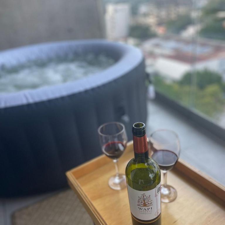 Espectacular diseño, terraza con Hamaca y Jacuzzi - Apartment - 18