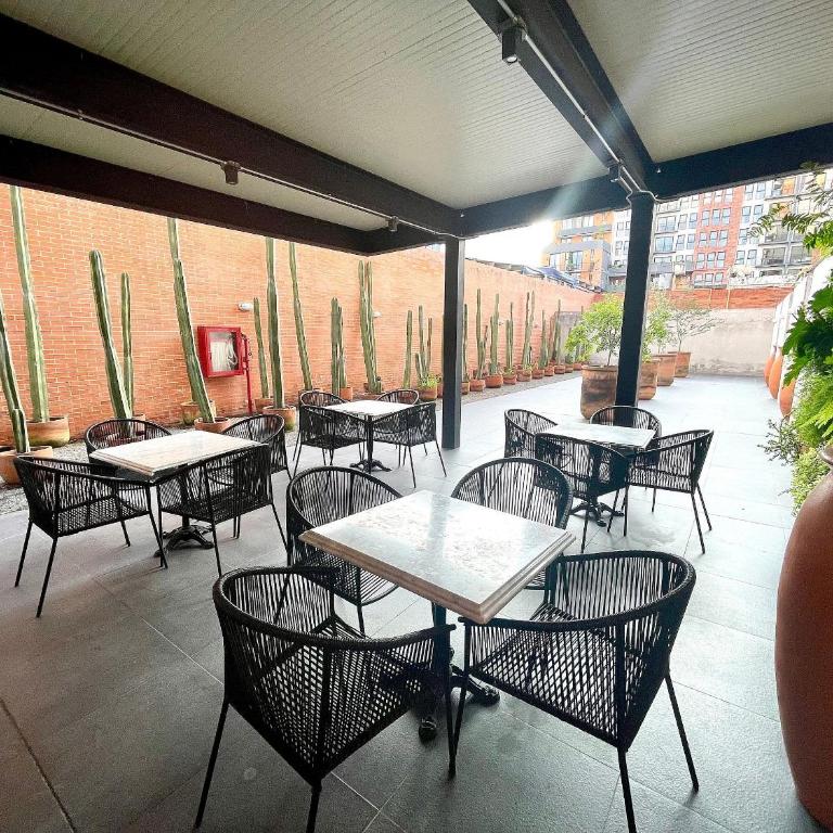 Espectacular diseño, terraza con Hamaca y Jacuzzi - Apartment - 38