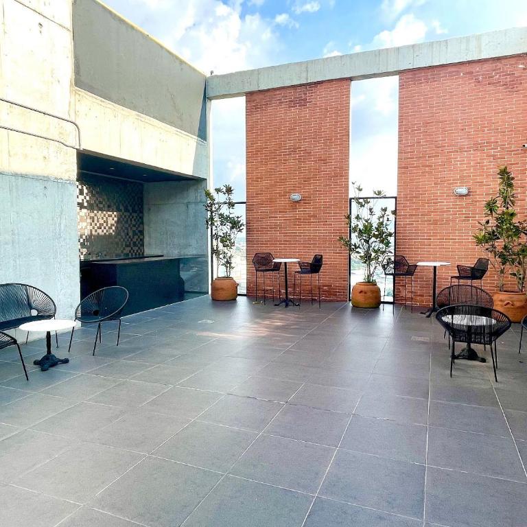 Espectacular diseño, terraza con Hamaca y Jacuzzi - Apartment - 40