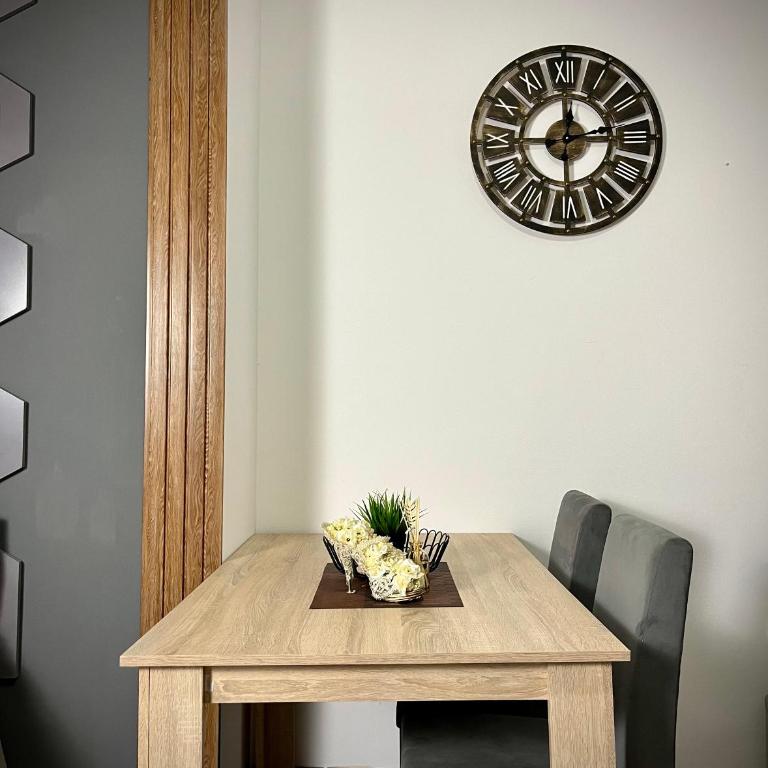 Apartment Code - One-Bedroom Apartment - 17