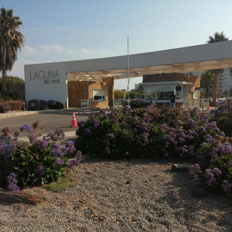 Depto 703 , edificio Coloso, Laguna Del Mar, Serena - Apartamento de 3 dormitorios - 2