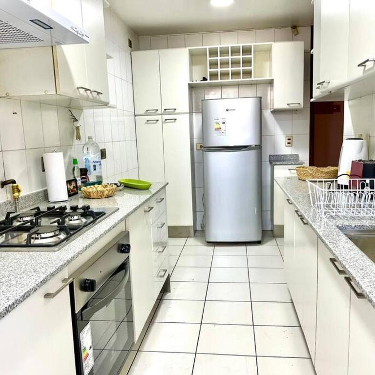 Departamento Escuela Militar amplio, excelente ubicación - Apartamento de 2 dormitorios - 14